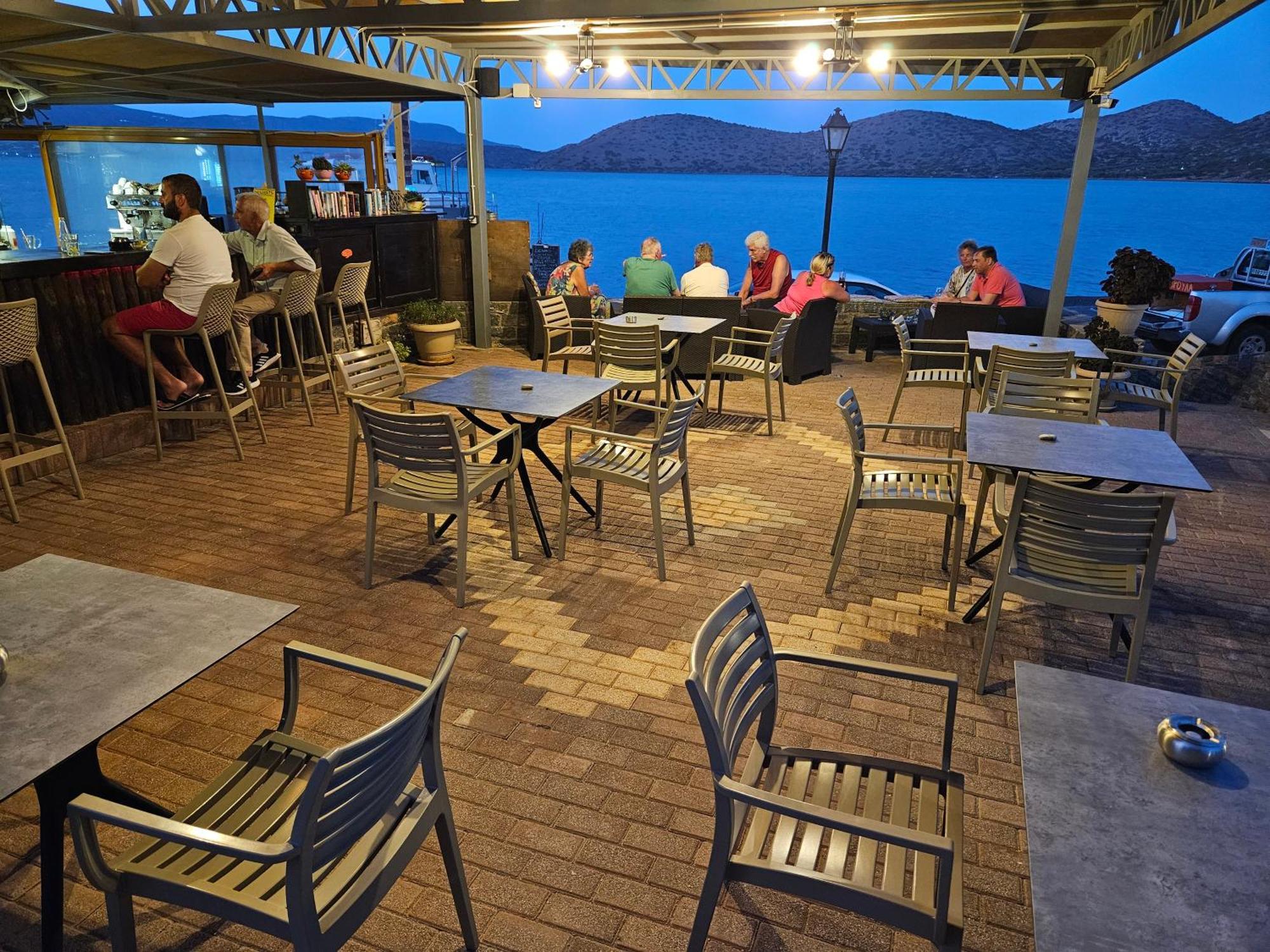 Elounda Sunrise Apartments מראה חיצוני תמונה