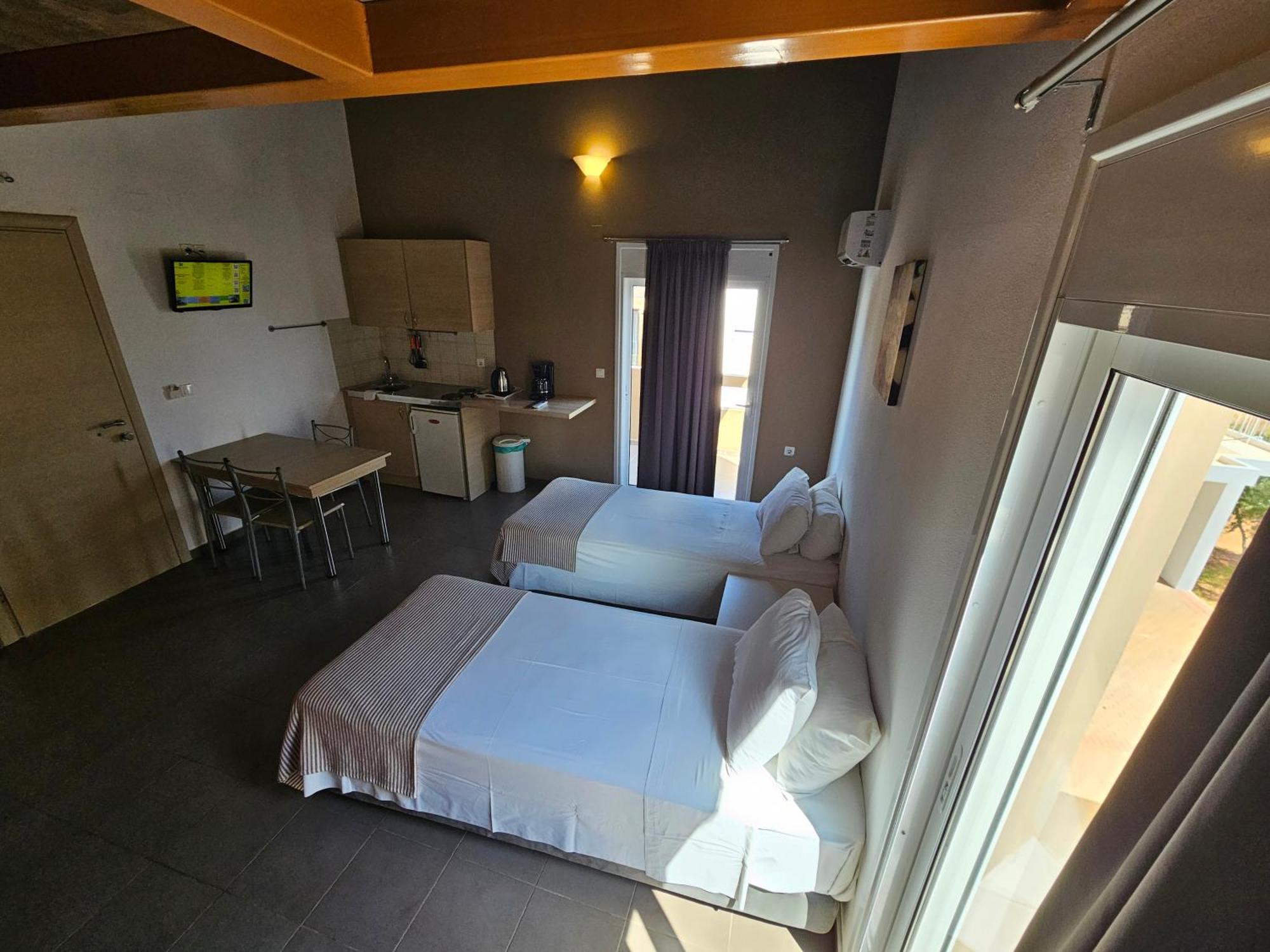 Elounda Sunrise Apartments מראה חיצוני תמונה