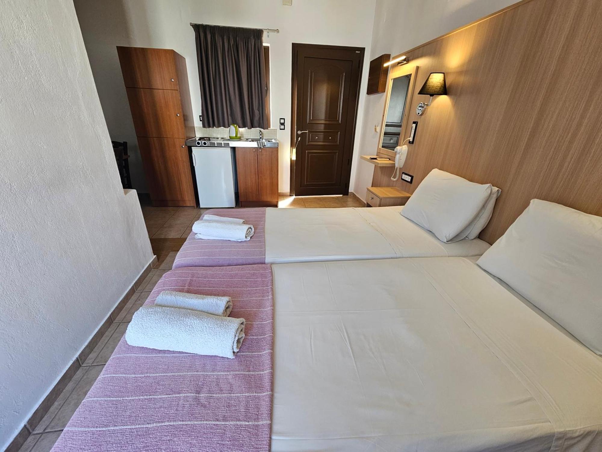 Elounda Sunrise Apartments מראה חיצוני תמונה